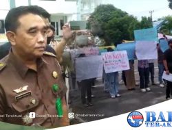 Kasus Dugaan Korupsi Tunjangan Pimpinan DPRD Masih Menggantung, AMPUH Babel Tuntut Tiga Poin ke Kejati