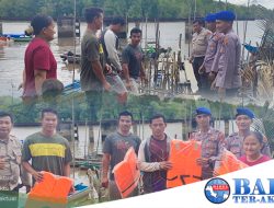 Sat Polairud Polres Bangka Barat Bagikan Life Jacket dan Himbau Nelayan untuk Waspadai Peredaran Narkoba