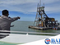 Sat Polairud Polres Bangka Barat Bersama Dit Polairud Polda Babel, Tertibkan Puluhan Ponton Isap Produksi