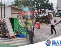 Laka Lantas Beruntun di Sungailiat, 2 Mobil Rusak dan 2 Pengemudi Motor Luka-luka