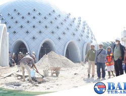 Tinjau Pembangunan Masjid Agung Kubah Timah, Mie Go: Progres Sudah 82 Persen