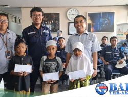 Puluhan Anak Yatim Piatu Menerima Santunan dari PT Timah Tbk di Bangka Barat