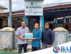 PT Timah Tbk Serahkan Bantuan untuk Kegiatan TPA dan Tahfidz Al- Karomah Air Raya