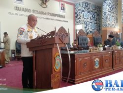 Molen Hadiri Rapat Paripurna DPRD Pangkpinang, Dalam Tanggapan Walikota Pangkalpinang atas Pemandangan Umum Fraksi Terhadap 3 Raperda