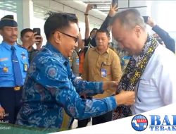 Menteri Perindustrian RI Tiba di Bandara Depati Amir Menggunakan Jet Sendiri