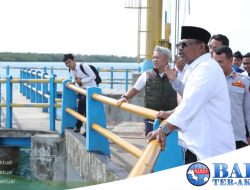 Tinjau Pelabuhan di Belitung, Pj Safrizal: Moda Transportasi Laut Harus Lancar, Agar Tidak Menyebabkan Inflasi