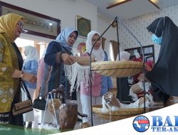 Ajak DWP Adwil ke Galeri Dekranasda Kabupaten Bangka, Safriati Safrizal: Produk UMKM Bangka Bagus-bagus