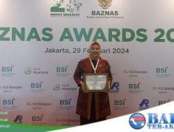 Dukung Pengelolaan Zakat Daerah, Bupati Bangka Selatan Raih Anugerah Baznas Award 2024