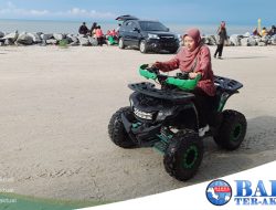Sensasi Sewa Motor ATV di Pantai Kebang Kemilau, Segini Tarifnya