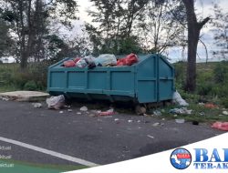 Kerahkan 18 Petugas, DLH Bateng : Sampah Lebaran Capai 18 Ton Per Hari