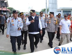 Pastikan Arus Mudik Lancar Jelang Idulfitri 1445 H, Pj Gubernur dan Forkopimda Tinjau Pelabuhan Tanjung Kalian