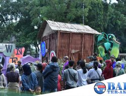 Kabupaten Bangka Usung Rumah Memarong di Acara Karnaval HUT ke-44 Dekranas di Solo