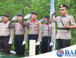 Kapolres Bangka Tengah Pimpin Upacara Tabur Bunga di Dermaga Desa Kurau